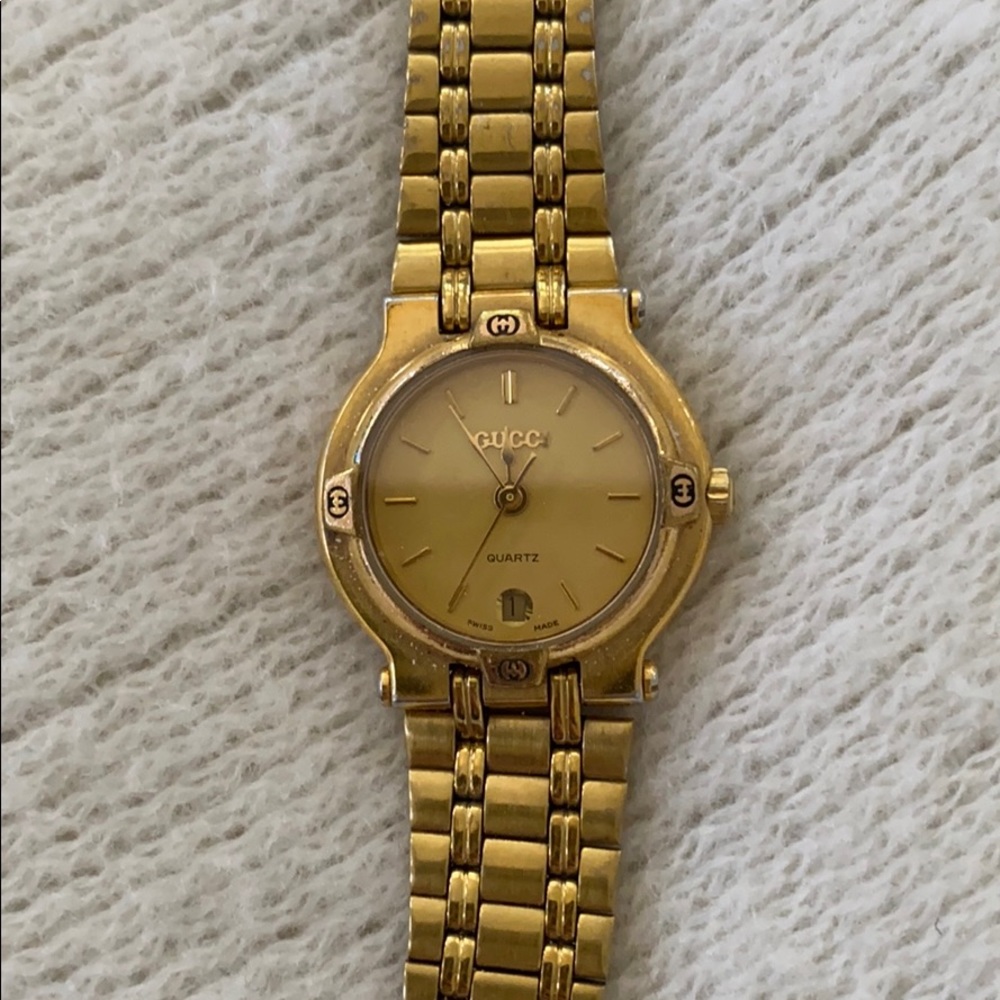 Gucci watch
